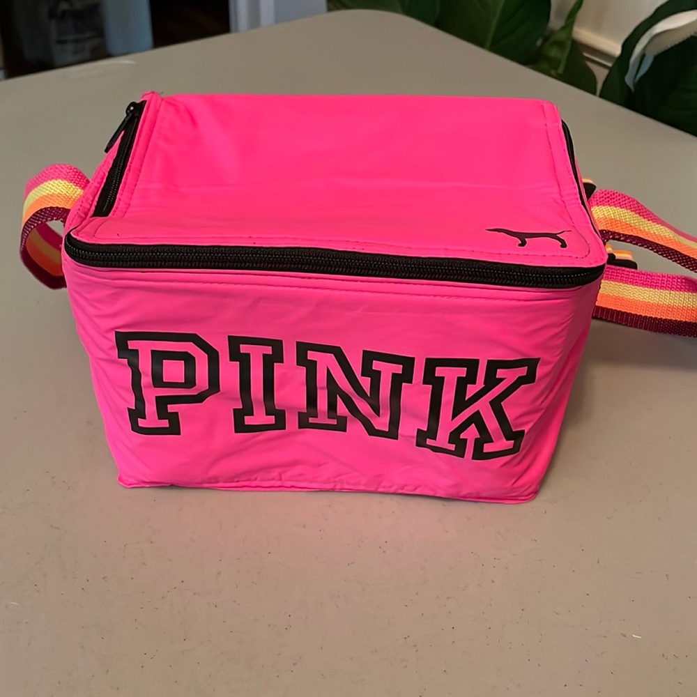 PINK insulated bag NWT